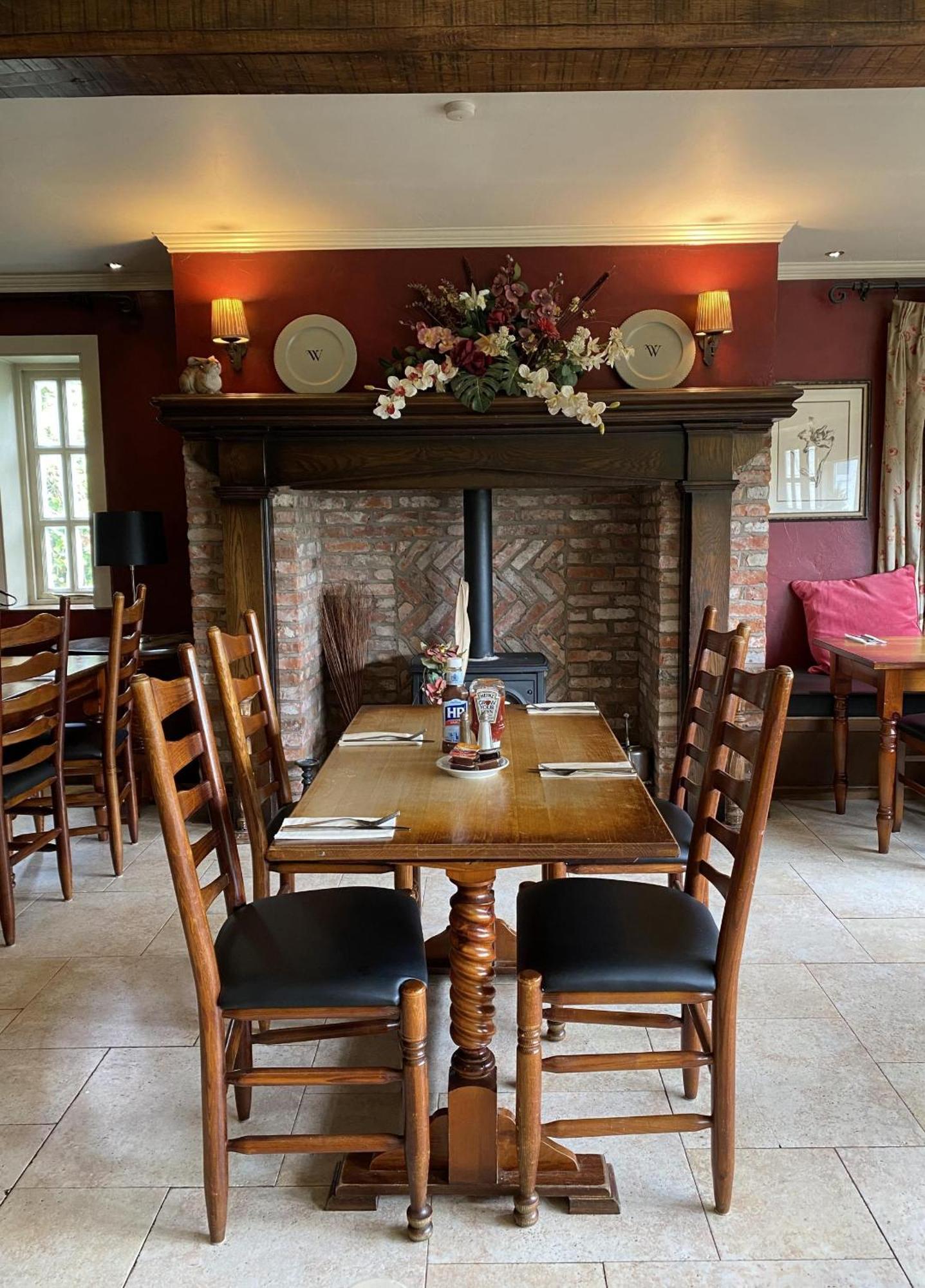 The Windmill Inn Knutsford Εξωτερικό φωτογραφία